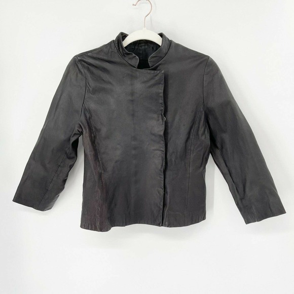 Club Monaco Cropped Leather Jacket Sz M Solid Black Mandarin Collar Snap Buttons - Picture 1 of 8